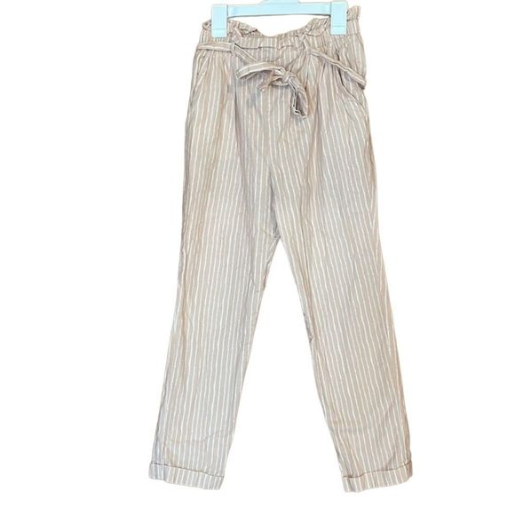•SIENNA SKY•PINK/WHITE STRIPED PAPER BAG TROUSER PANT IN SIZE SMALL(worn once) - Picture 1 of 9
